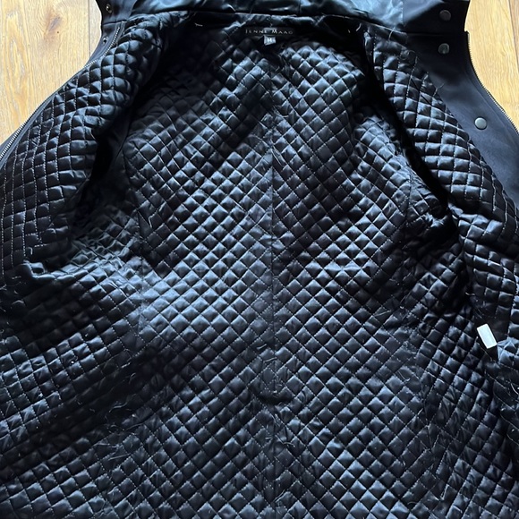 Jenne Maac medium fall coat with hood and zipper - Picture 7 of 7